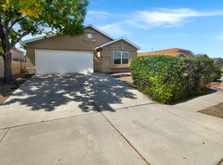 5719 Crown Ridge Rd NW, Albuquerque, NM 87114