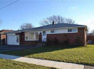 385 Fisher Rd, West Seneca, NY 14224