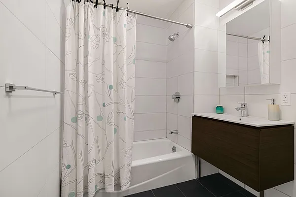 Rented by Compass | media 28