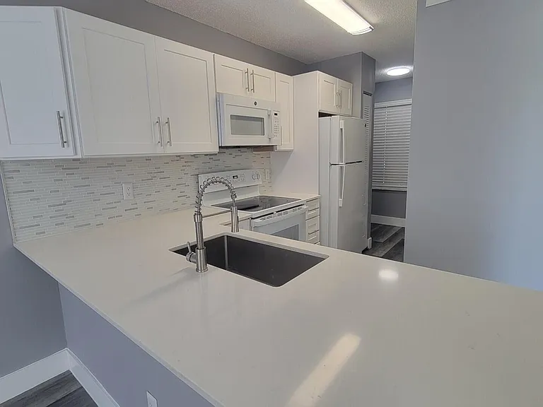 969 Coral Club Dr #969 — Photo 12