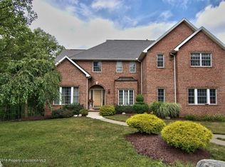 1265 December Dr #L-12, Scranton, PA 18505