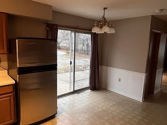 5th image of 1020 Bishop St