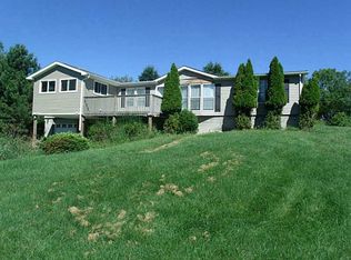 75 Willow Rd, Claysville, PA 15323