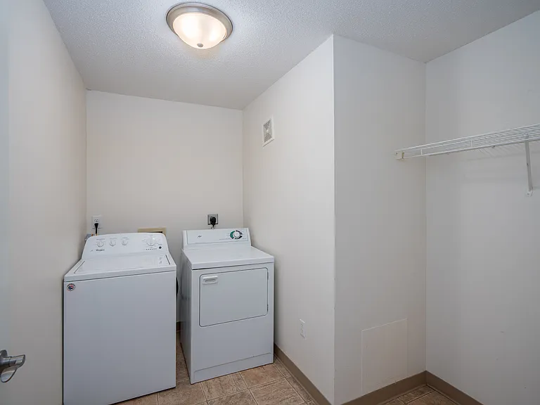 The Riverview — Photo 20