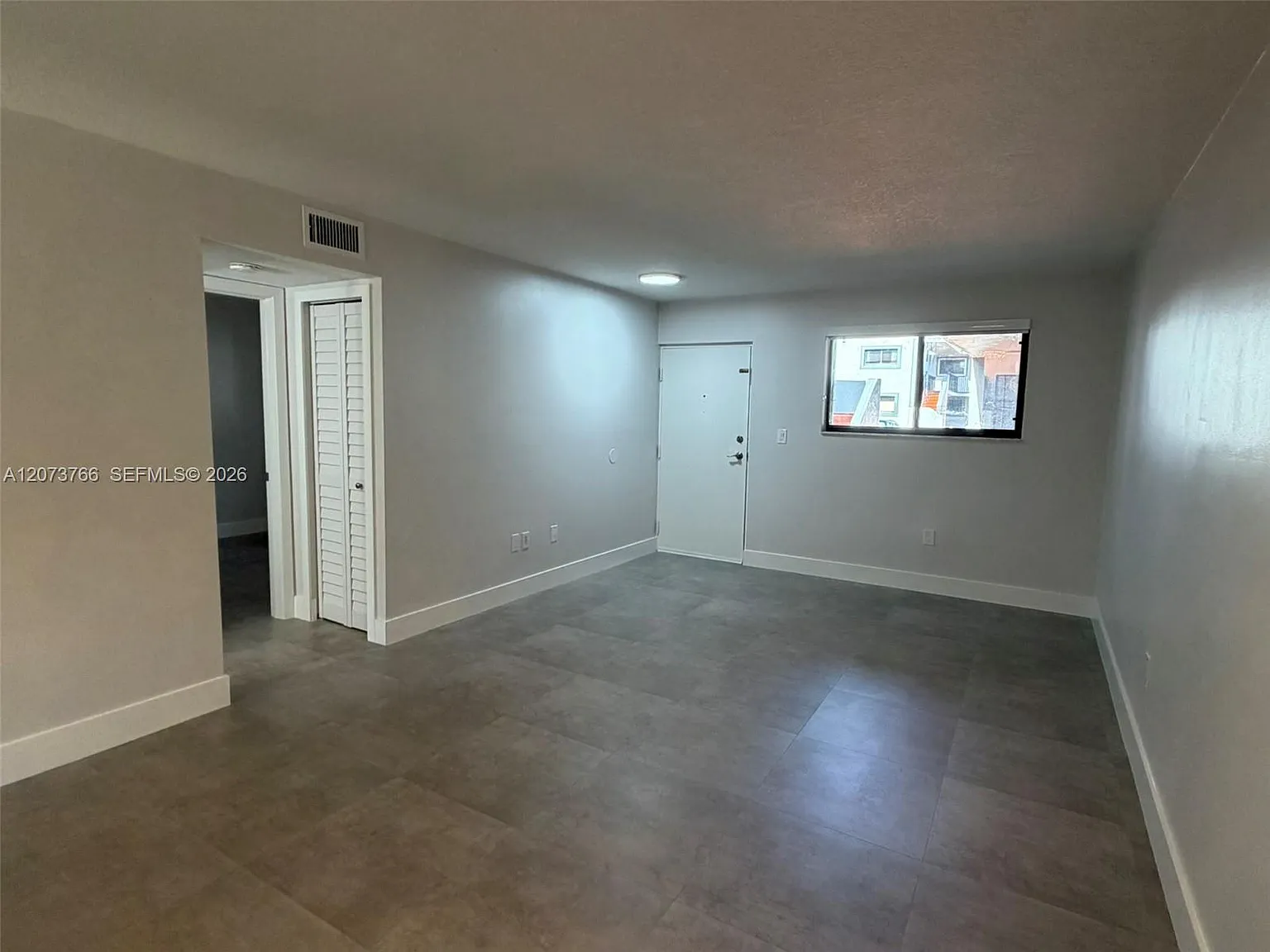 Villas Del Sol Condo — Photo 2