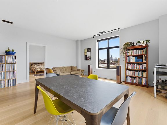 3rd image of 2045 W Concord Pl APT 606