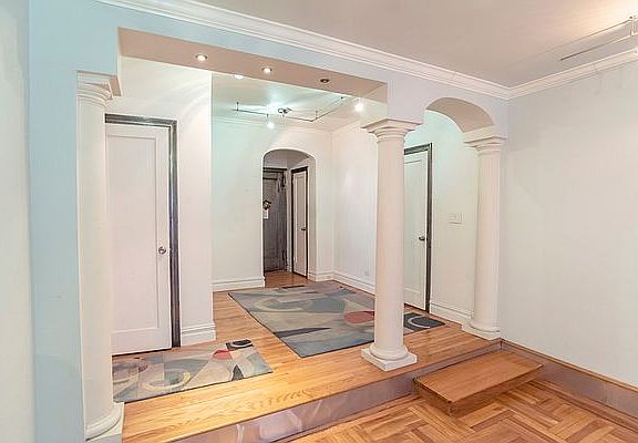 2nd image of 41-07 42nd St #5G