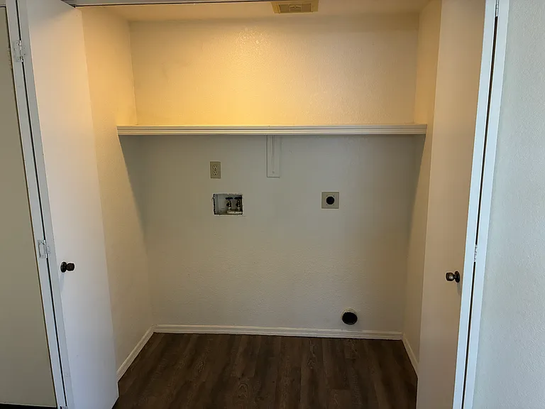 8208 W Columbine Dr — Photo 8