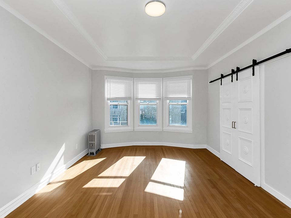 1st image of 1801 Gough St APT 206