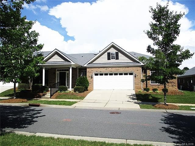 1st image of 6805 Cinnamon Cres