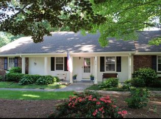 1634 E Nancy Creek Dr, Atlanta, GA 30319