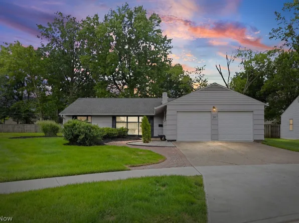 341 Girard Dr, Berea, OH 44017