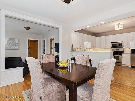 5th image of 2252 W Grace St #1E
