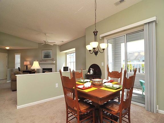 5th image of 4164 Breezewood Dr APT 203