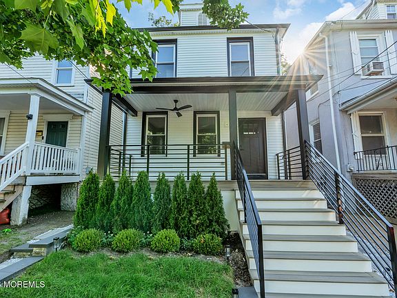 2nd image of 817 Central Avenue