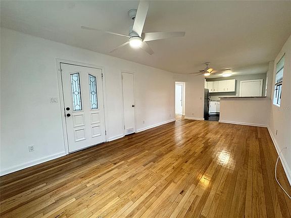 5th image of 1817 Francis St