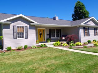 1004 N Locust St, Litchfield, IL 62056