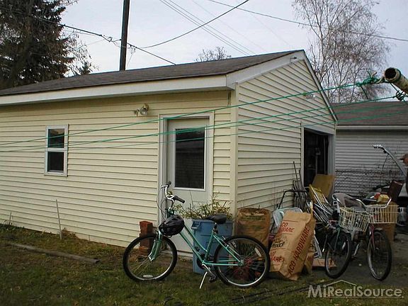 2nd image of 2611 18th Ave