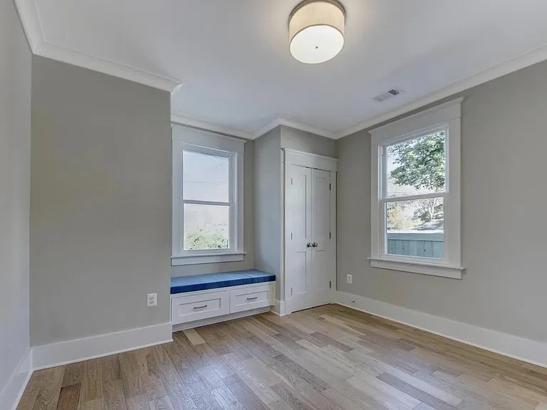 1435 Jackson St NE — Photo 11