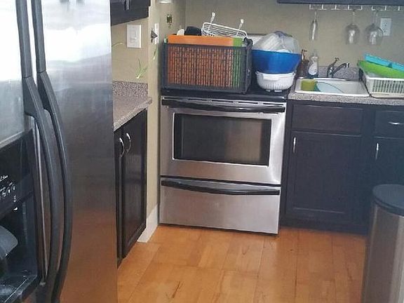 2nd image of 1818 Woodward St