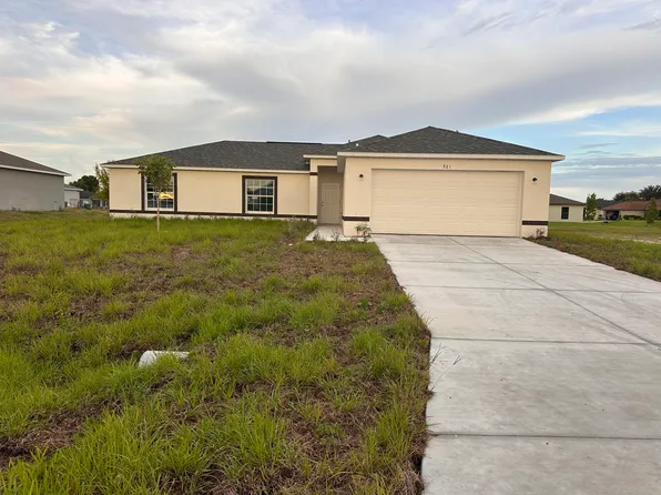 1415 NE 15th St, Cape Coral, FL 33909