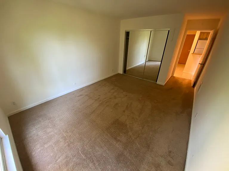 466 Crescent St #213 — Photo 12