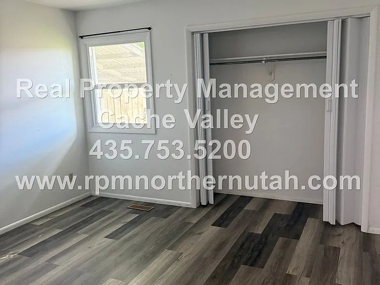 357 N 200 W — Photo 5