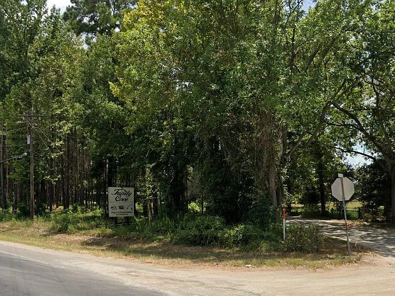3340 FM 356 — Photo 4
