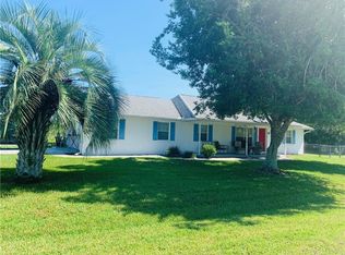 1 Almond Pass Dr, Ocala, FL 34472