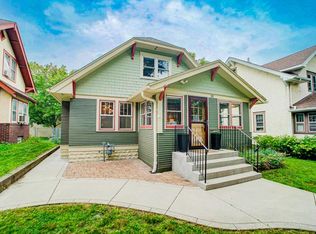 1147 Hawthorne Ave E, Saint Paul, MN 55106