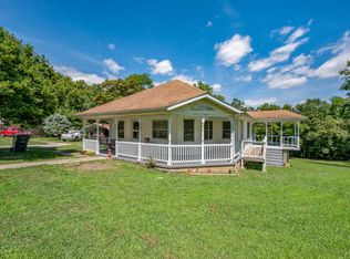 204 N Maple St, Galena, MO 65656