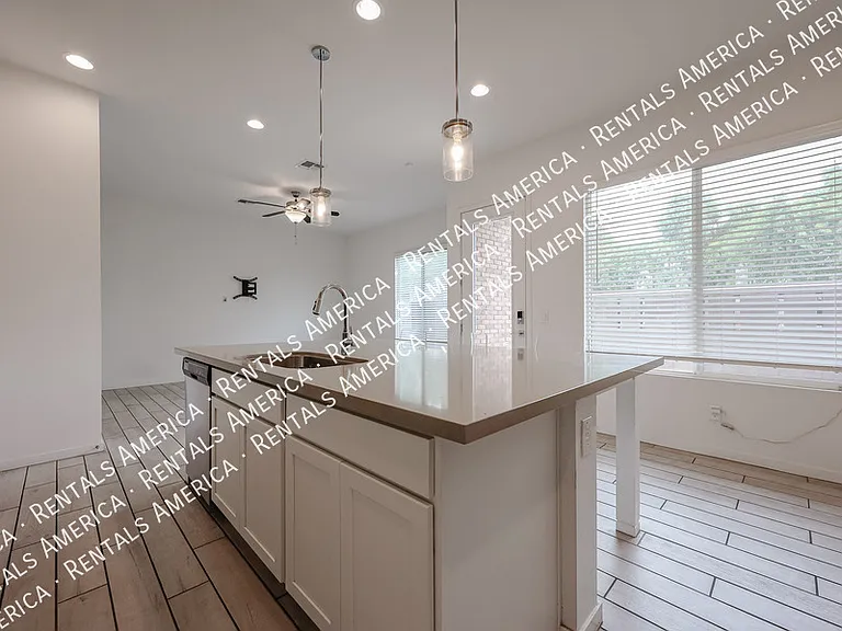 901 S Smith Rd #1008 — Photo 13