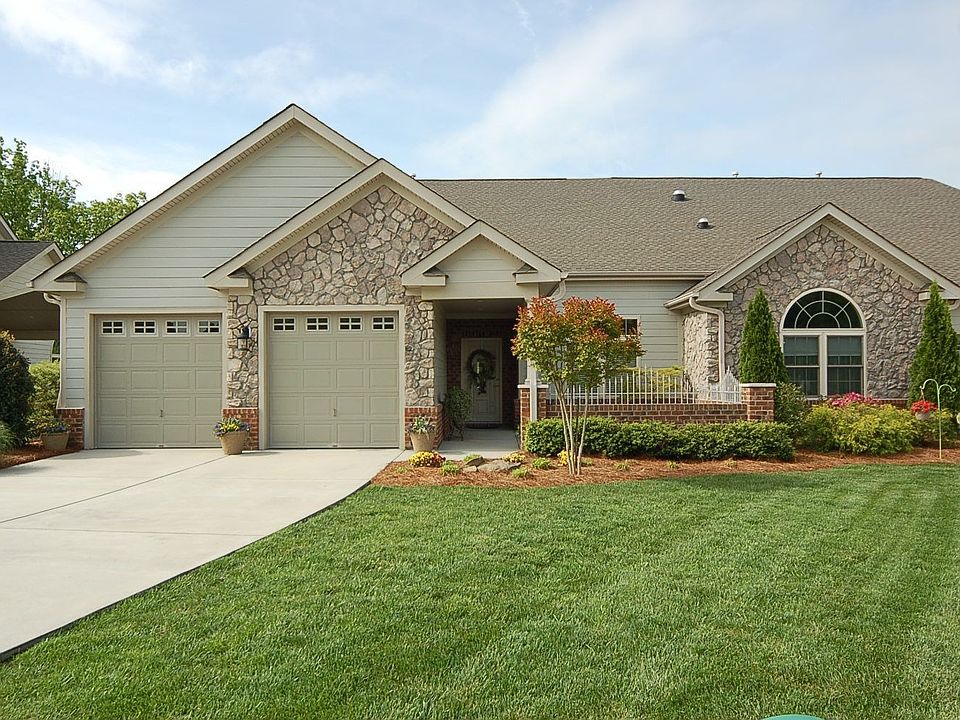 1st image of 4304 Mossywood Cir