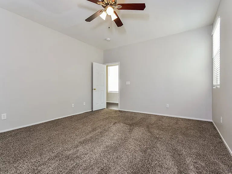 2520 Bahama Point Ave — Photo 10