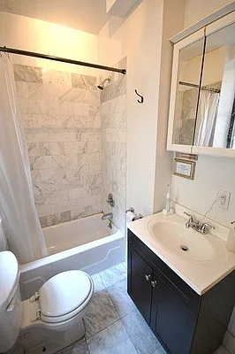 Rented by Bold New York | media 24