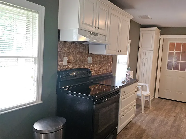 58 Upland Dr — Photo 16