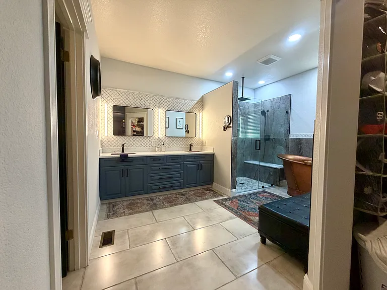 2205 Prestwick Dr — Photo 33