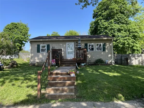 121 Hutton St, New Paris, OH 45347