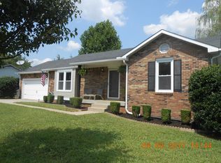 1608 Samuel Dr, Clarksville, TN 37043