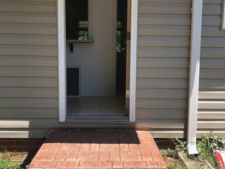 5480 Shallowford Rd — Photo 3