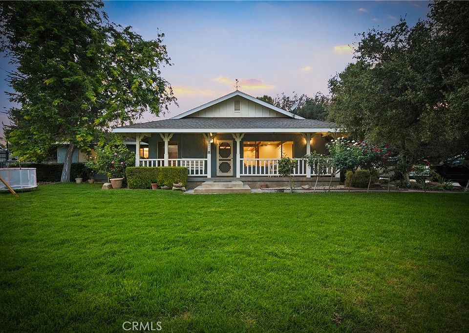 1st image of 32455 Agua Dulce Canyon Rd