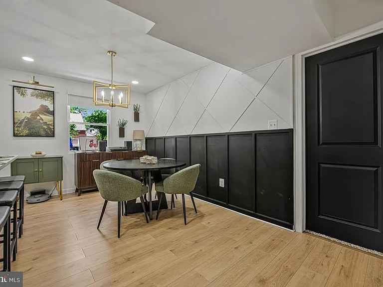 3704 Hamilton St — Photo 16