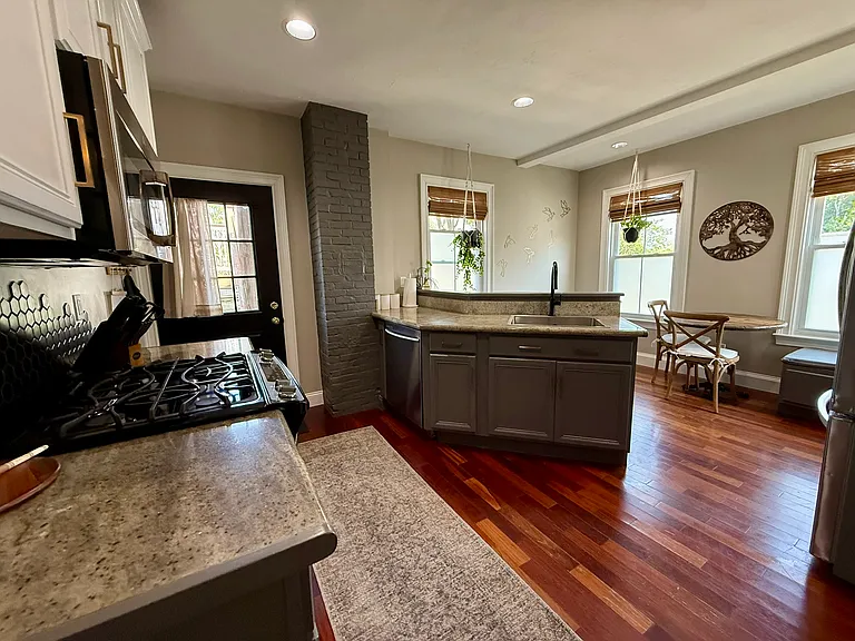 123 Court St #2 — Photo 7