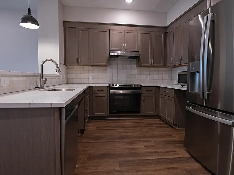 60 Main St #433 — Photo 11