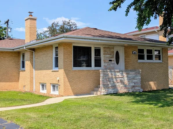 3038 Buckingham Ave, Westchester, IL 60154