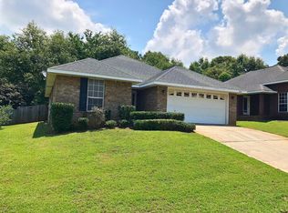 8098 Brookside Ln, Daphne, AL 36526