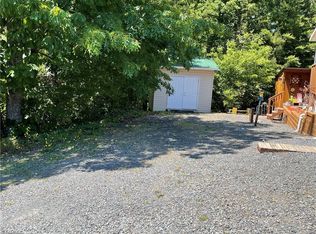 122 Eagle Dr, New London, NC 28127