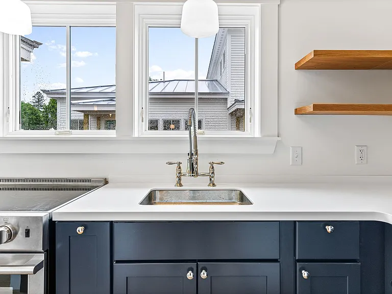 55 Weston Ave — Photo 7