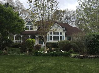 157 Michaels Ln, Wading River, NY 11792