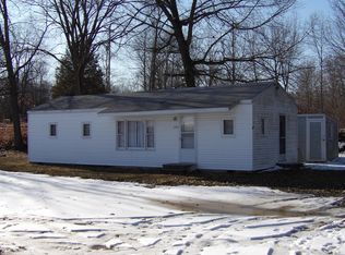 2400 Short St, Hillsdale, MI 49242